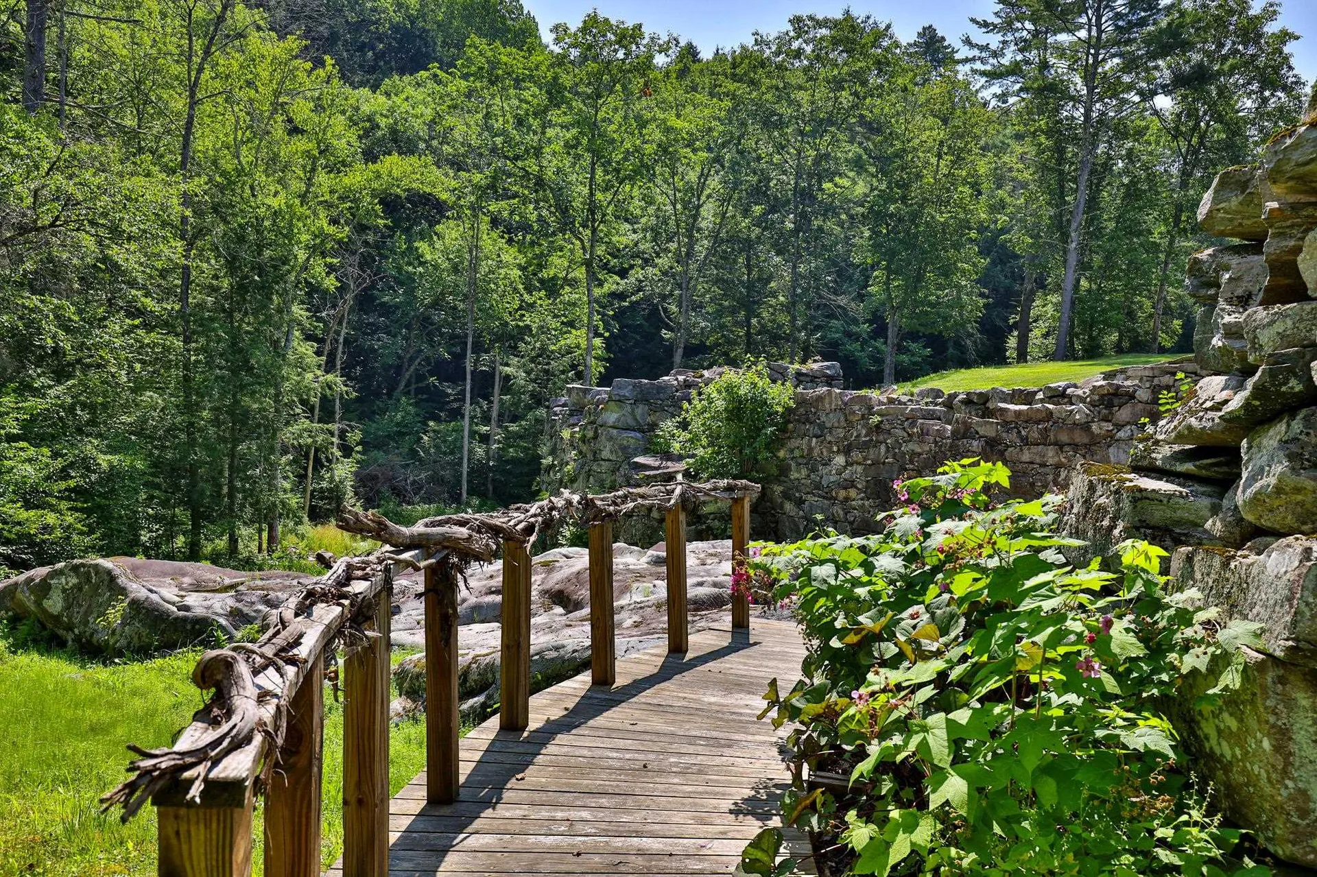 3 Eldredge Road Rockingham VT 05143