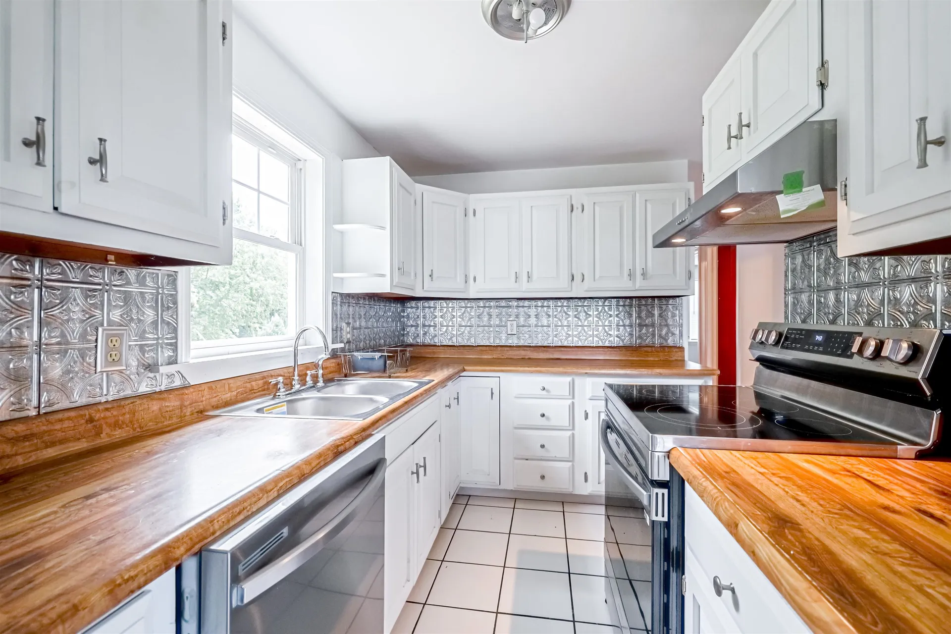 285 Currier Road Hill NH 03243
