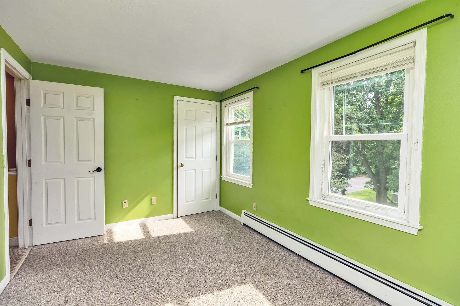 44 Emerald Street Manchester NH 03103