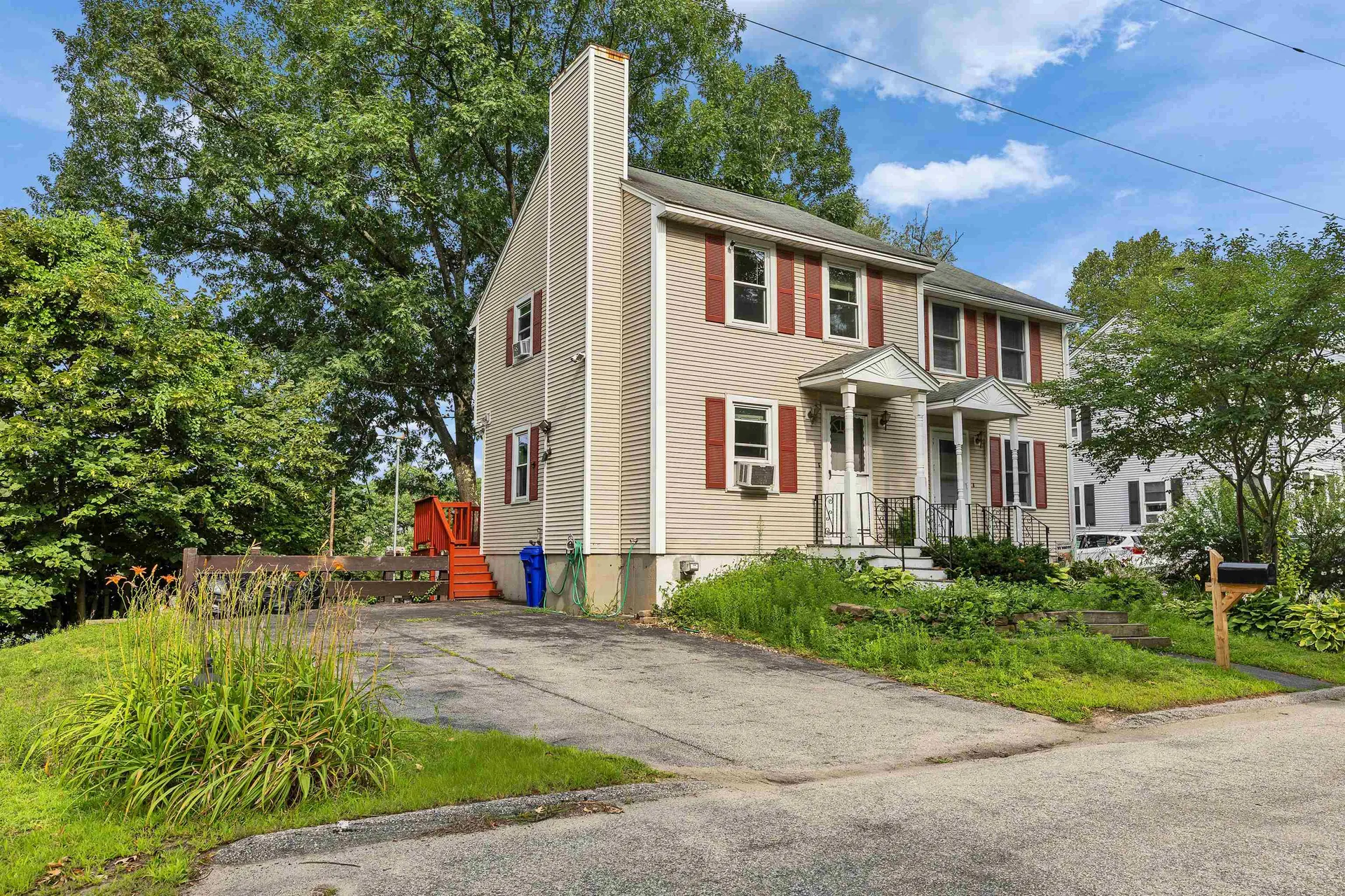44 Emerald Street Manchester NH 03103