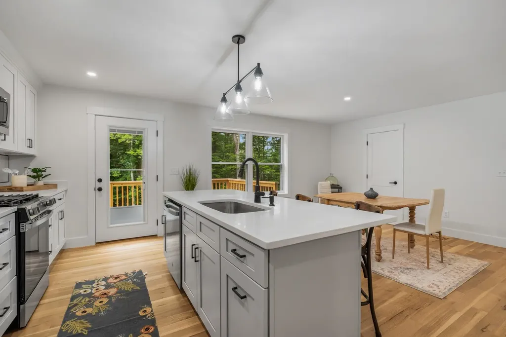 102 Jenness Road Epping NH 03042