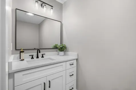 102 Jenness Road Epping NH 03042