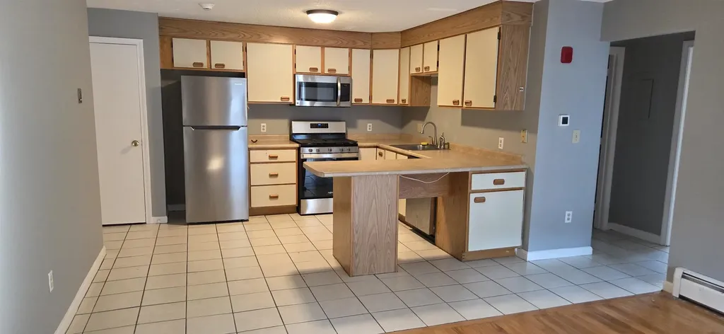 302 Knights Bridge Drive Nashua NH 03063