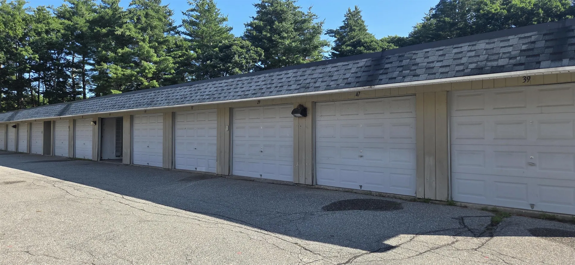 302 Knights Bridge Drive Nashua NH 03063