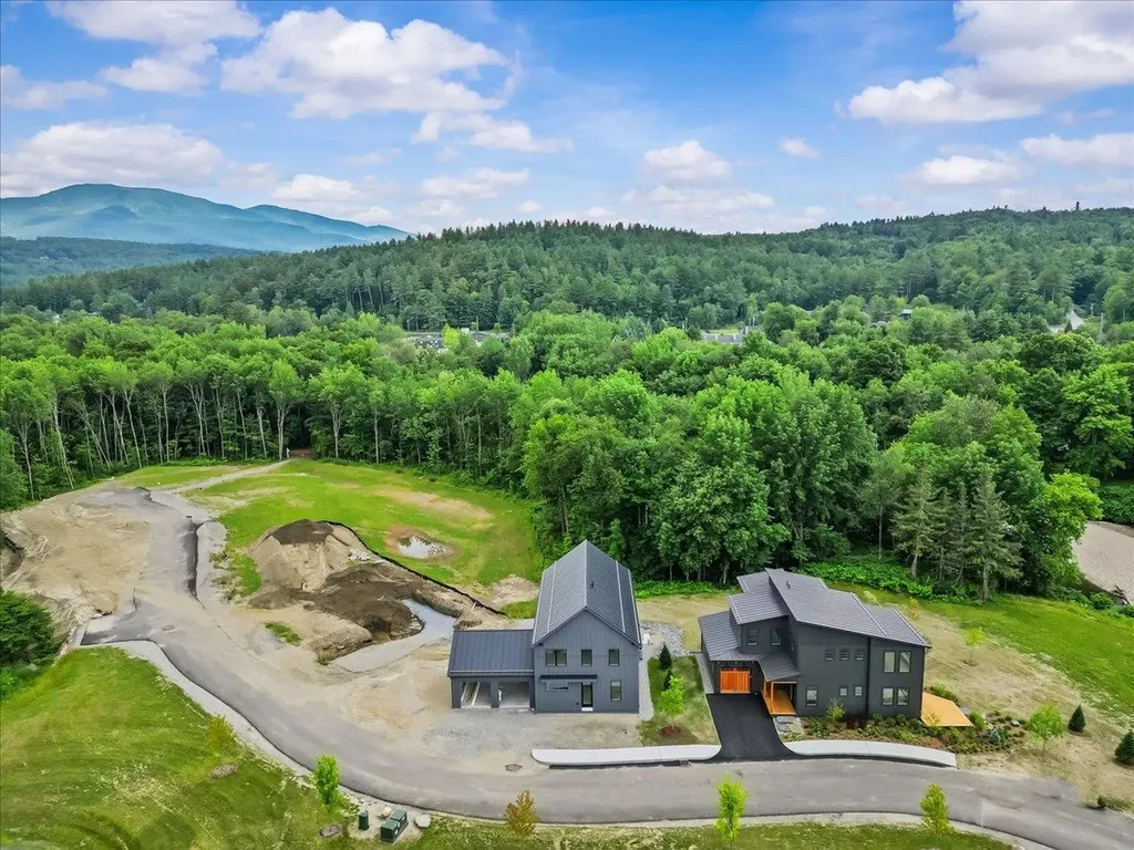 34 River's Edge Lane Stowe VT 05672