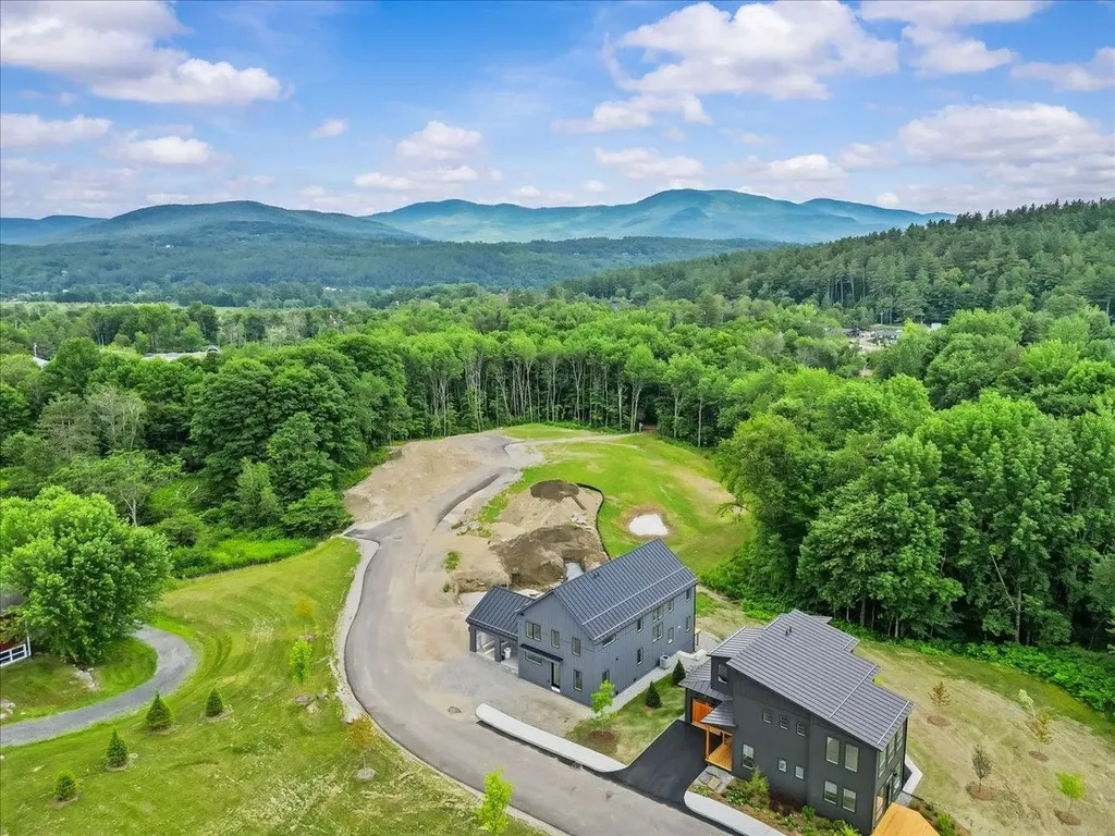 34 River's Edge Lane Stowe VT 05672