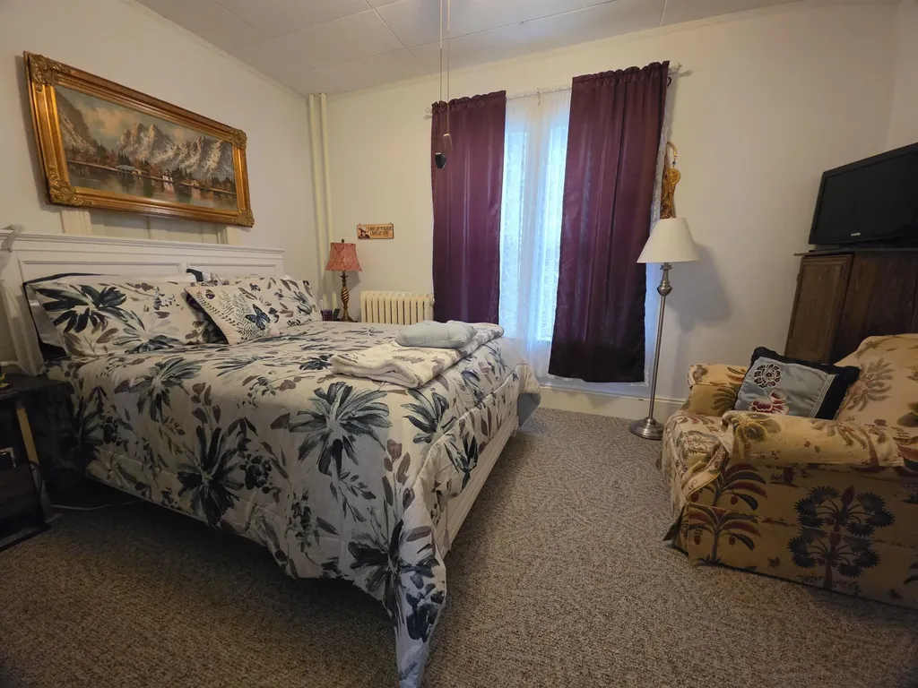 187 Madison Avenue Berlin NH 03570
