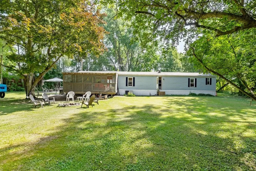 37 Wheeler Drive Alburgh VT 05440