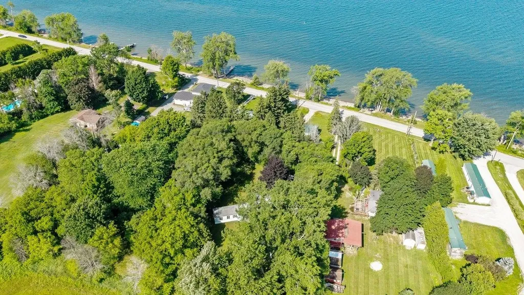 37 Wheeler Drive Alburgh VT 05440