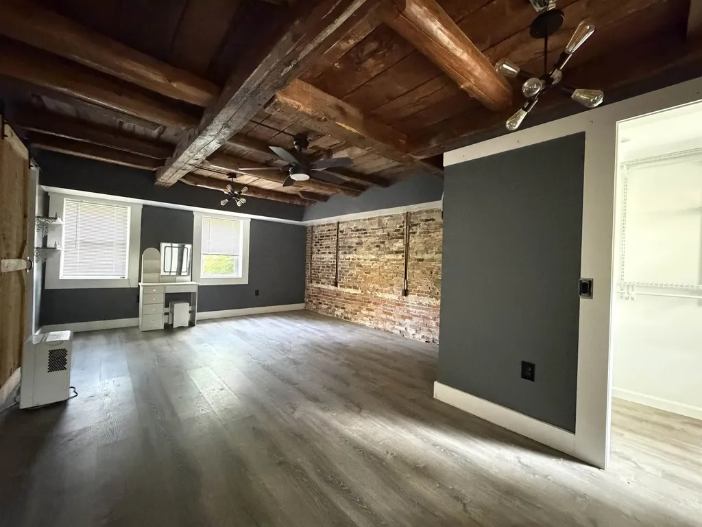 40 South Street Troy NH 03465