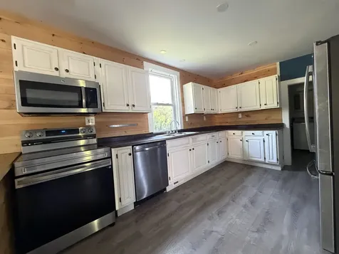 40 South Street Troy NH 03465
