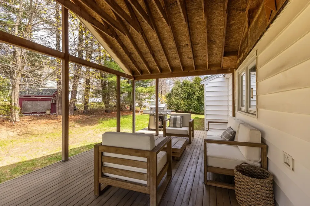 8 Warner Lane Hampton NH 03842