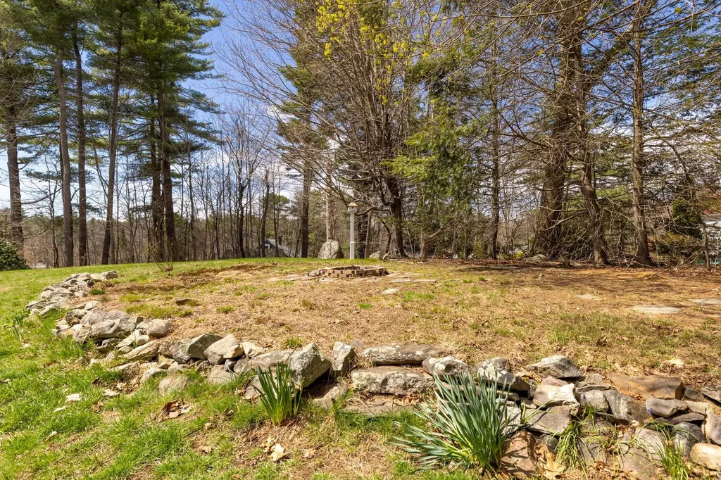 8 Warner Lane Hampton NH 03842