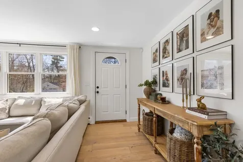 8 Warner Lane Hampton NH 03842
