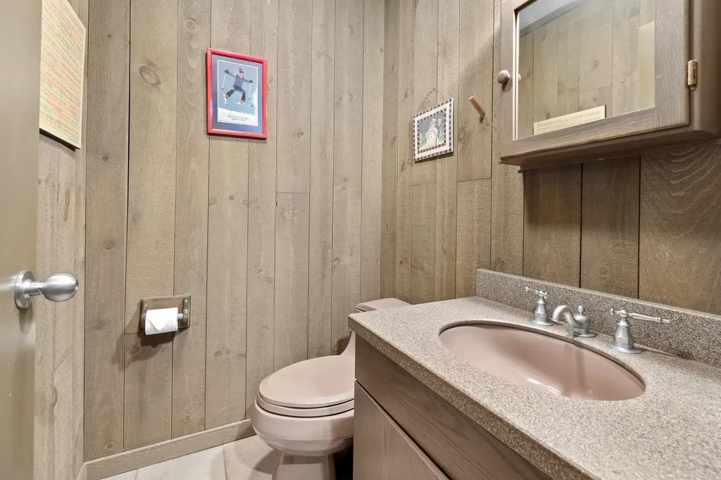 15 Sawmill Road Stratton VT 05155