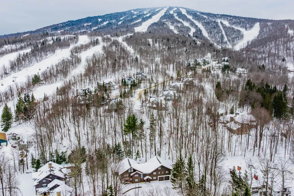15 Sawmill Road Stratton VT 05155