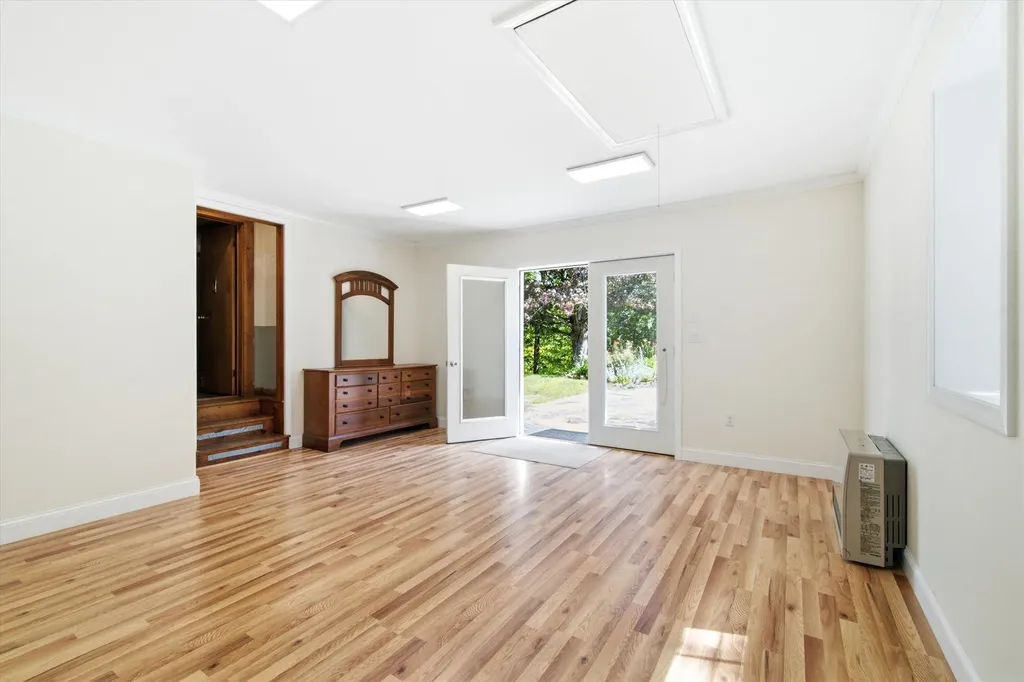 45 Sunset Hill Road Bradford NH 03221