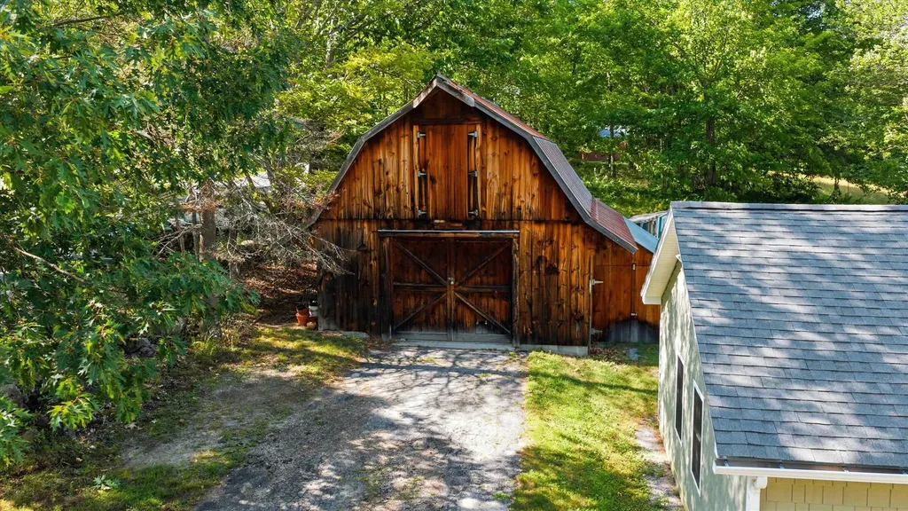 45 Sunset Hill Road Bradford NH 03221