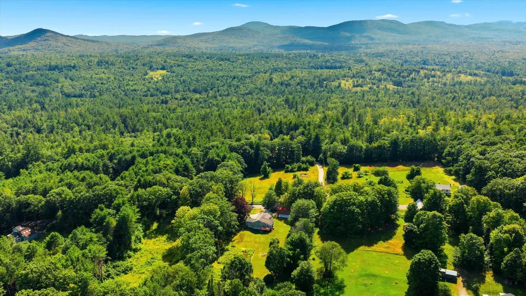 45 Sunset Hill Road Bradford NH 03221