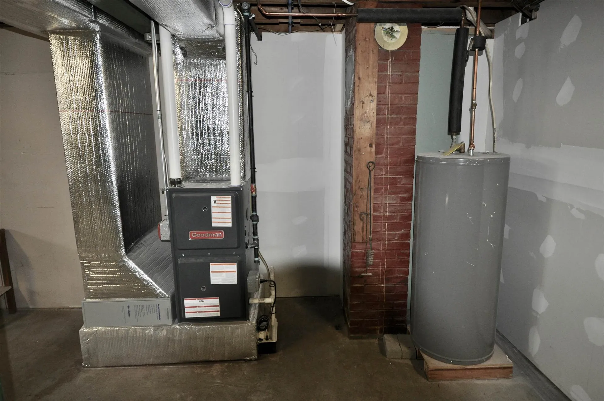 103 Ledge Street Nashua NH 03060