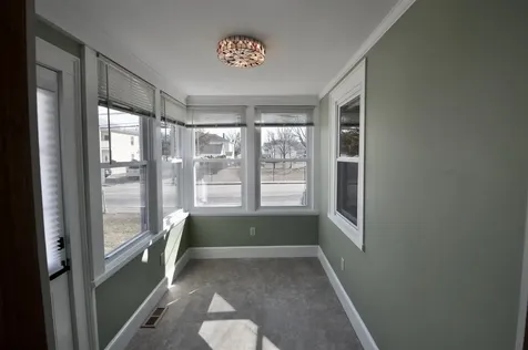 103 Ledge Street Nashua NH 03060