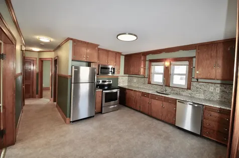 103 Ledge Street Nashua NH 03060