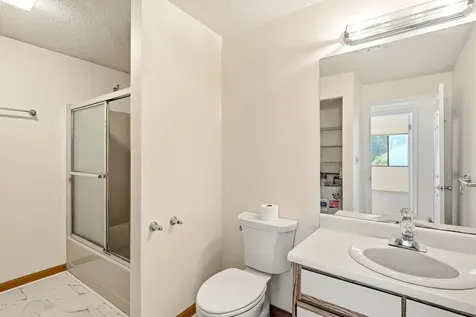 19 Blackstone Drive Nashua NH 03063