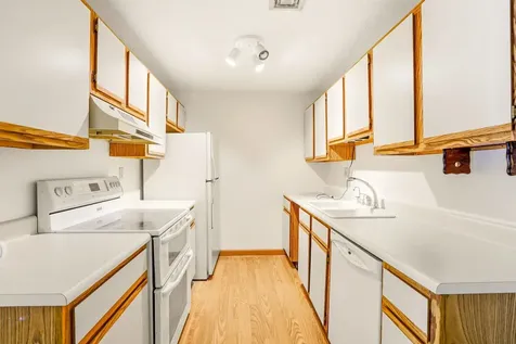 19 Blackstone Drive Nashua NH 03063