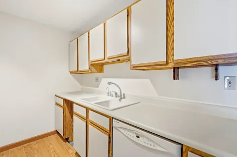 19 Blackstone Drive Nashua NH 03063