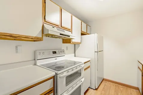 19 Blackstone Drive Nashua NH 03063