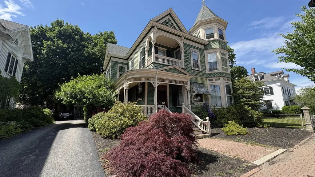 342 Main Street Saco ME 04072