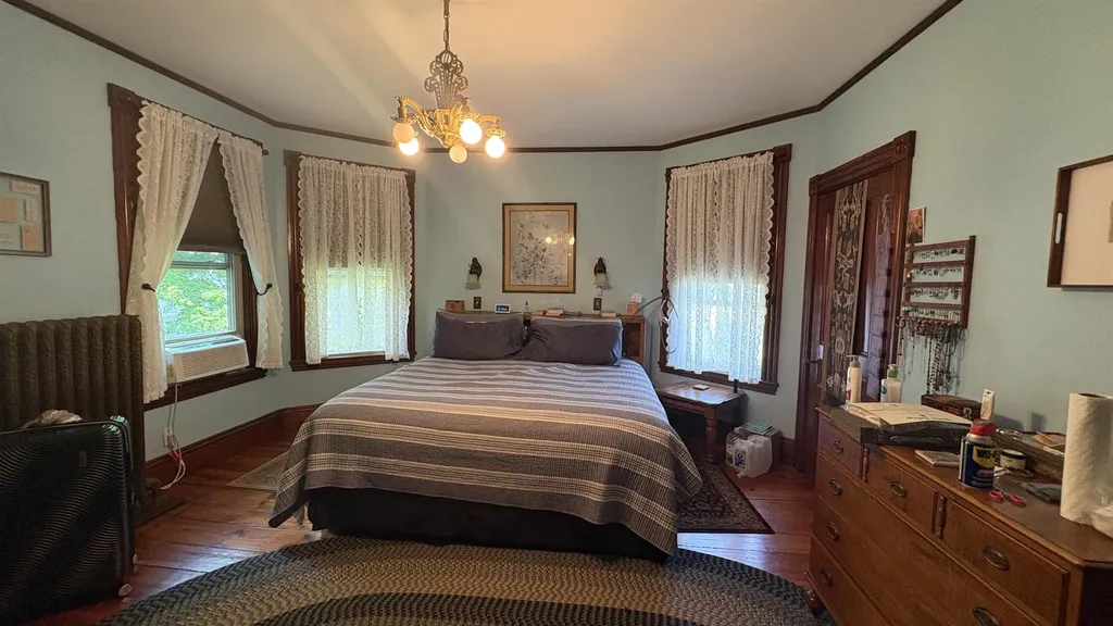 342 Main Street Saco ME 04072