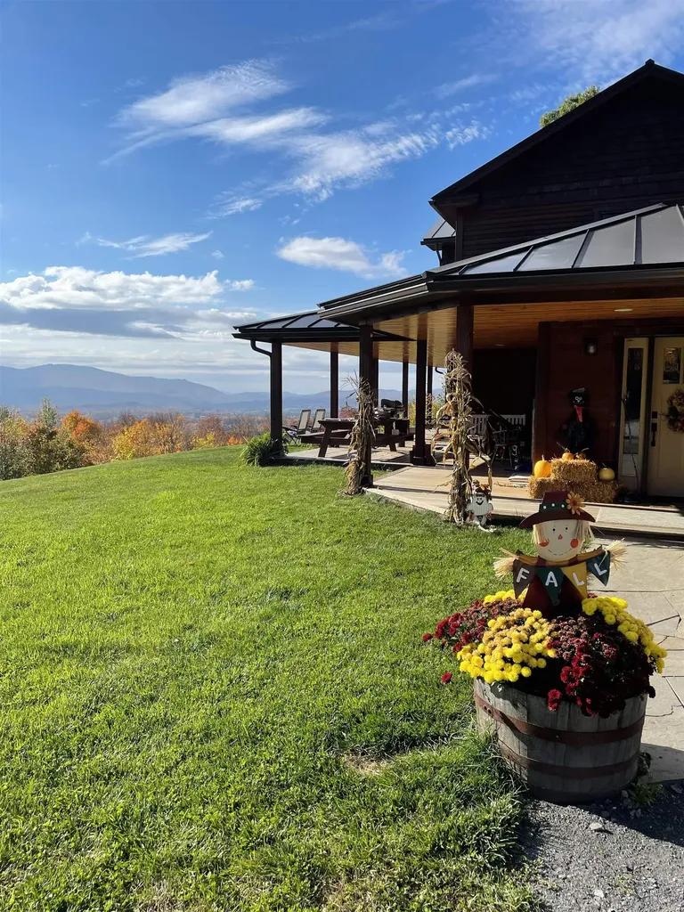 501 Diggins Road Hyde Park VT 05655