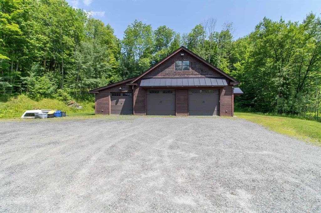 501 Diggins Road Hyde Park VT 05655
