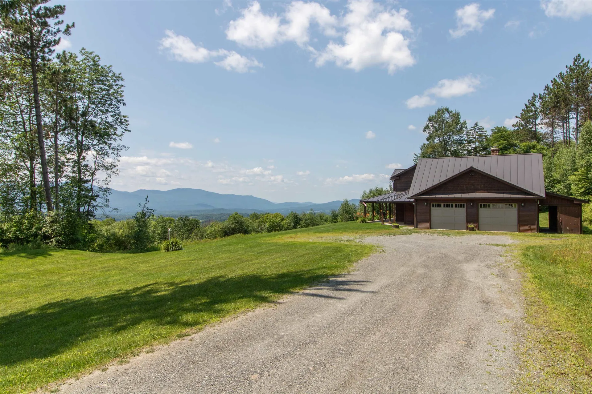 501 Diggins Road Hyde Park VT 05655