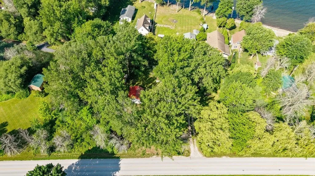 2322 West Shore Road Alburgh VT 05440