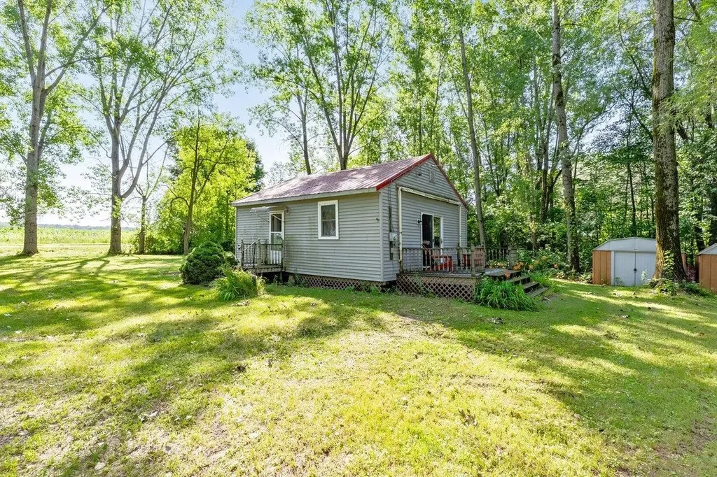 2322 West Shore Road Alburgh VT 05440