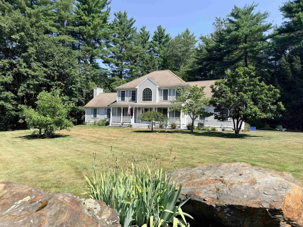35 Cherrywood Drive Dover NH 03820