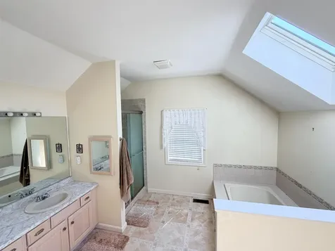 35 Cherrywood Drive Dover NH 03820