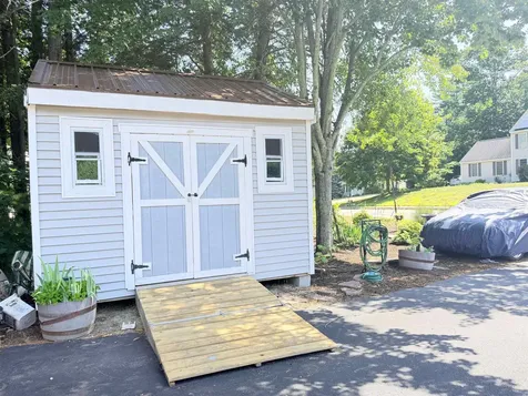 35 Cherrywood Drive Dover NH 03820