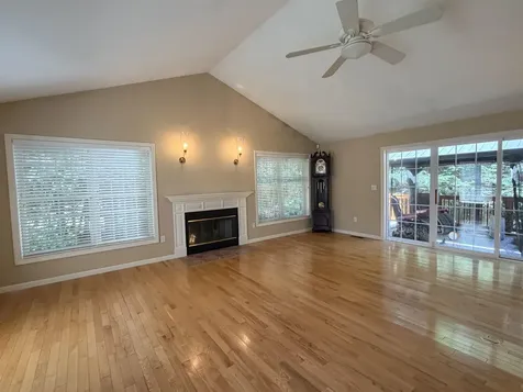 35 Cherrywood Drive Dover NH 03820