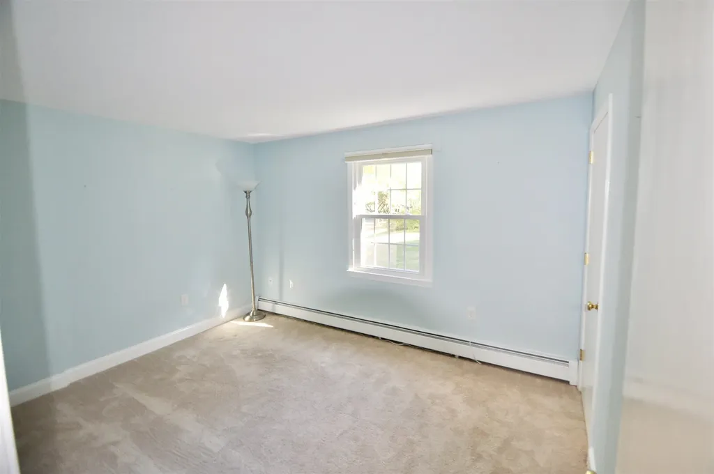 6 Autumn Leaf Drive Nashua NH 03060