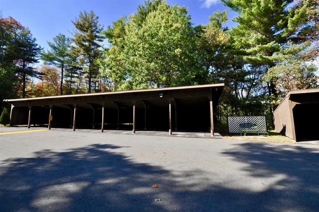 6 Autumn Leaf Drive Nashua NH 03060