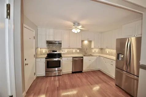 6 Autumn Leaf Drive Nashua NH 03060