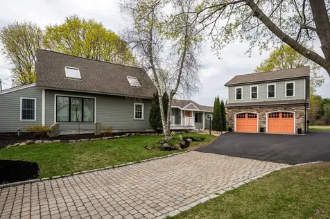 11 Post Road North Hampton NH 03862