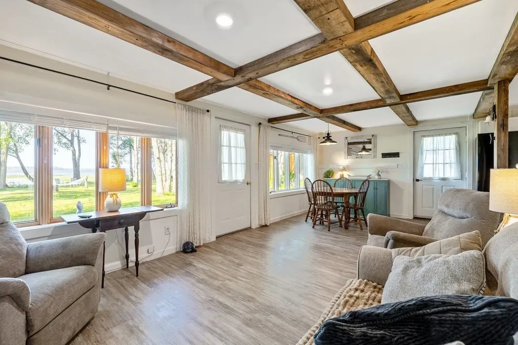 81 Mud Point South Alburgh VT 05440