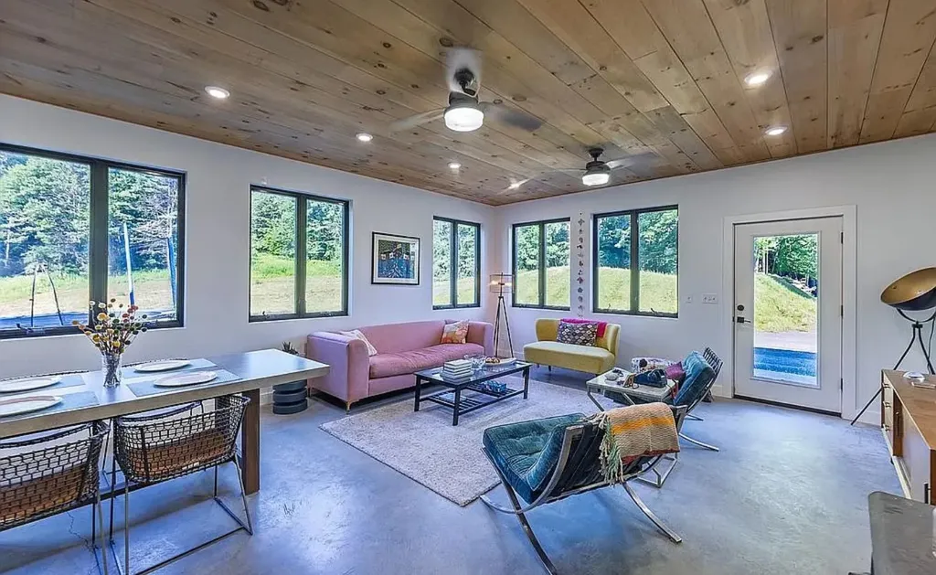64 Bullock Road Norwich VT 05055