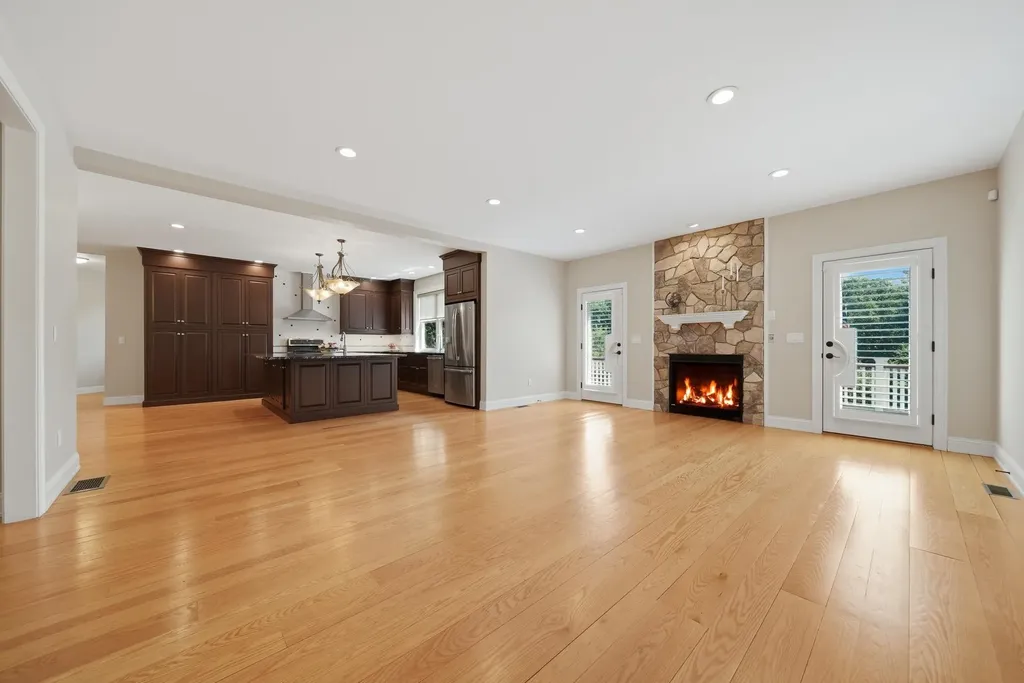 4 South Grater Road Merrimack NH 03054