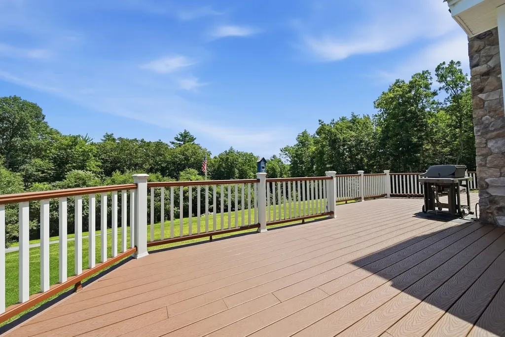 4 South Grater Road Merrimack NH 03054