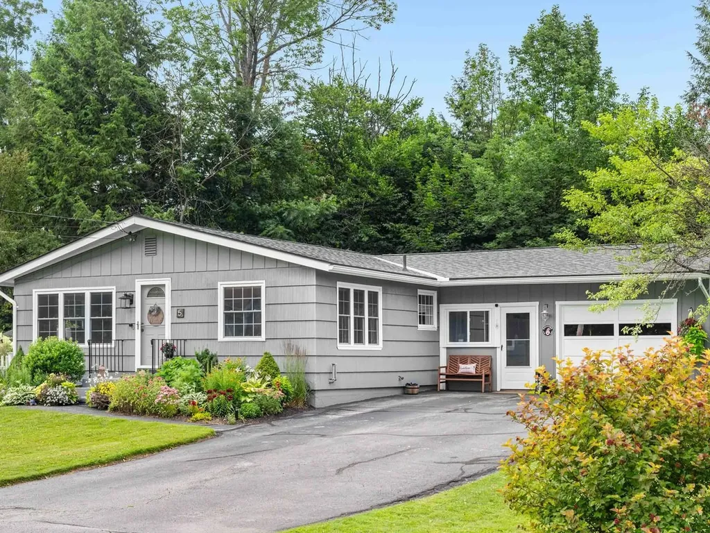 5 Spruce Lane Barre Town VT 05641